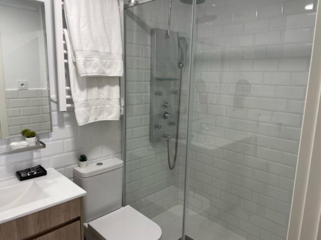 Apartamento Centrico En マドリード エクステリア 写真
