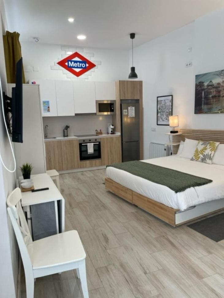Apartamento Centrico En マドリード エクステリア 写真